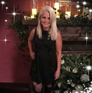 Meet your Posher, Regina